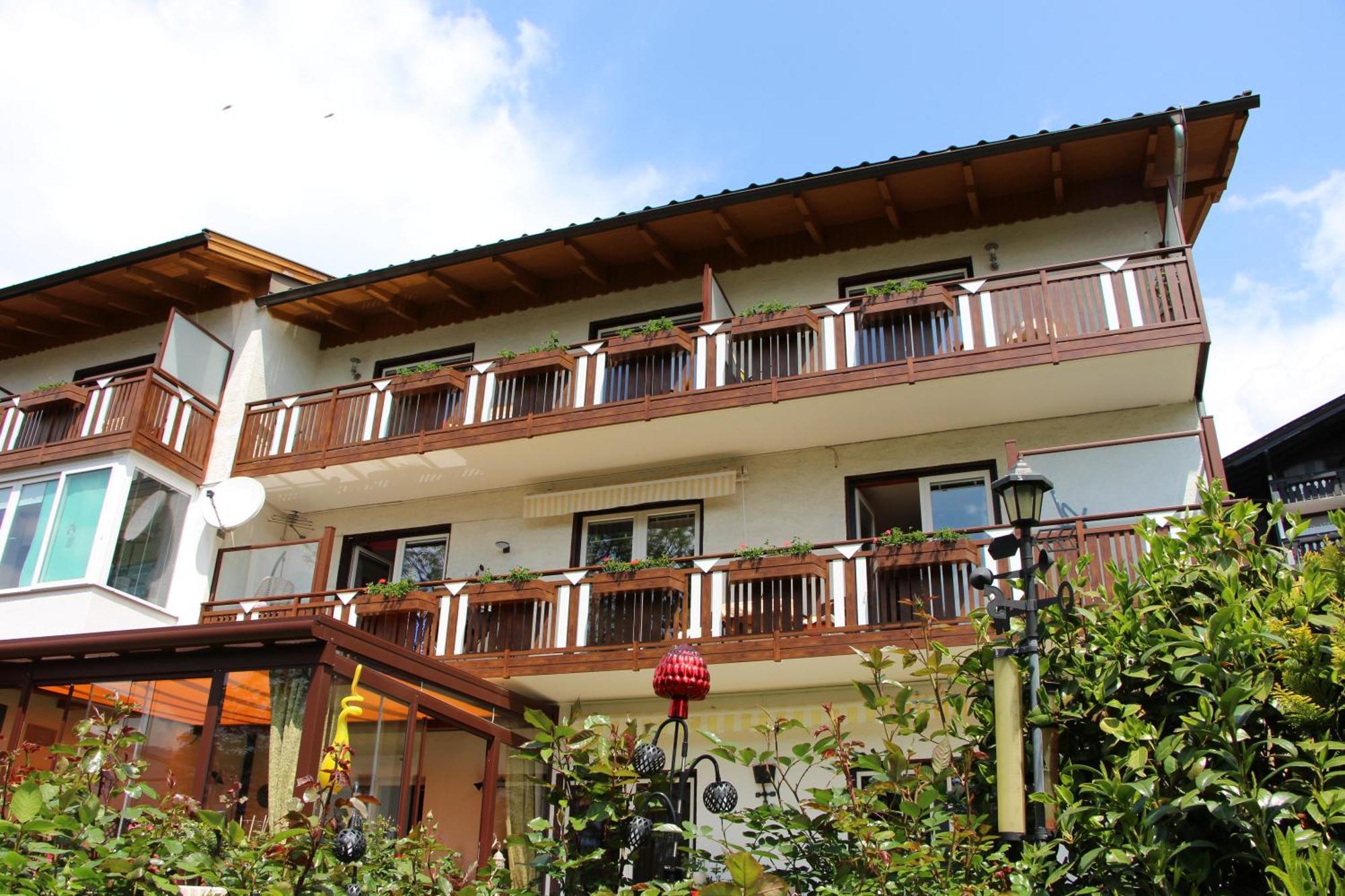 Hotel Haus Riedl à Seeboden Extérieur photo
